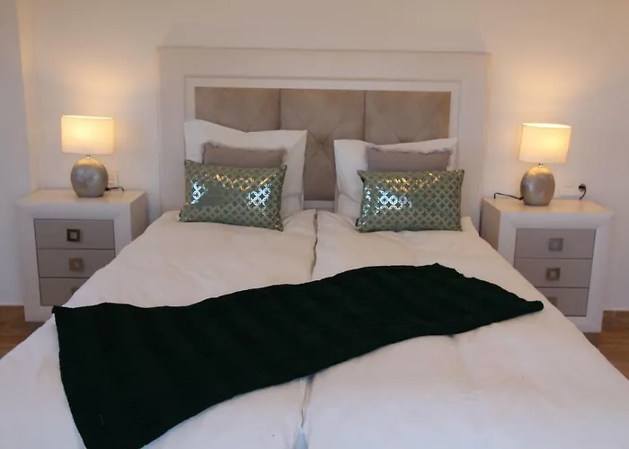 فيلة Viva Tropical *